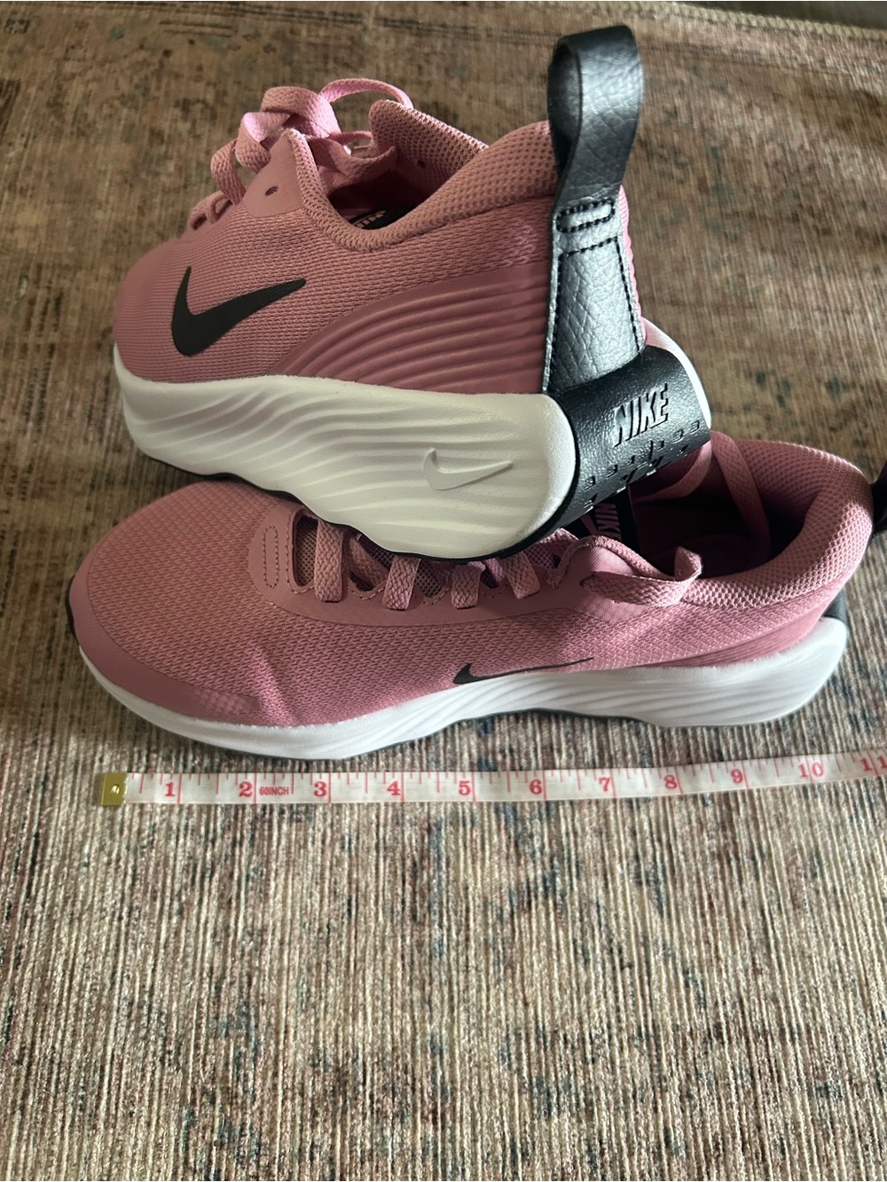 Nike Women's Pink and Black Low-Top Athletic Sneakers